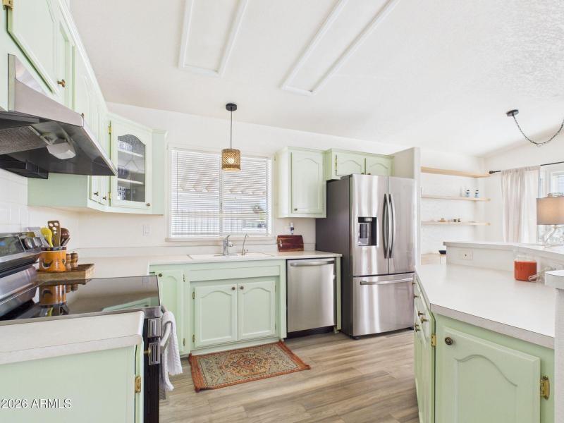 9-web-or-mls-CAM03379G0-PR0171-STILL009