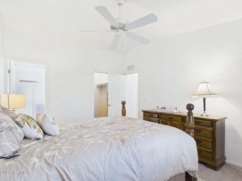 16-web-or-mls-CAM03379G0-PR0171-STILL016