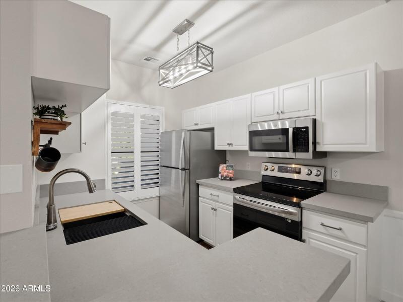 17-9600 N 96th Street Unit 212-17