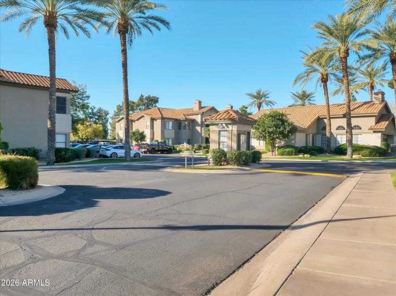 46-9600 N 96th Street Unit 212-46