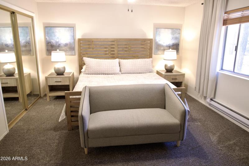 2BC8C232-15A9-47EE-A397-7FA630D9A773_1_2