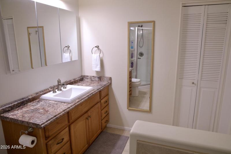 8C38739D-6F06-4CD0-B698-6F359257BE18_1_2