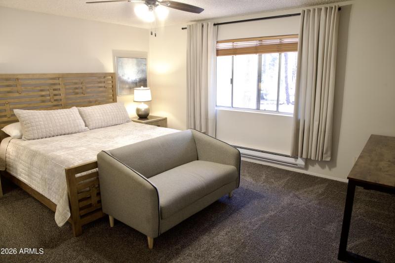 4207A97C-477A-4D1D-91AC-964333E5B65D