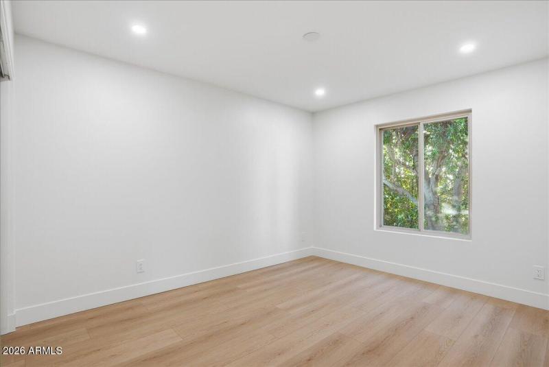 38-10555 E Bella Vista Dr_RedHogMedia