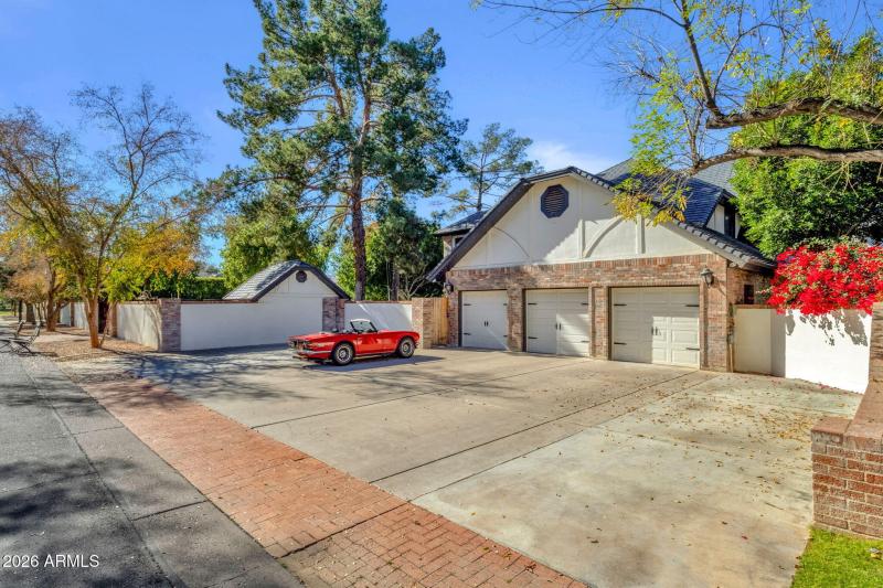 108-web-or-mls-721-e-san-pedro-ave