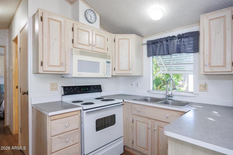 1110 N Henness Lot 921 - Kitchen 1