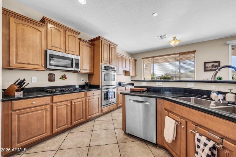 9718 S 45th Avenue, Laveen, AZ 85339