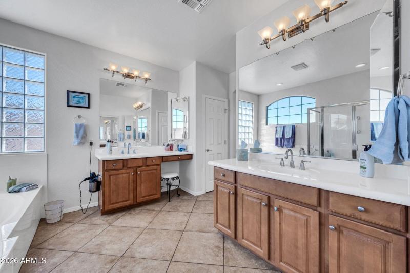 9718 S 45th Avenue, Laveen, AZ 85339