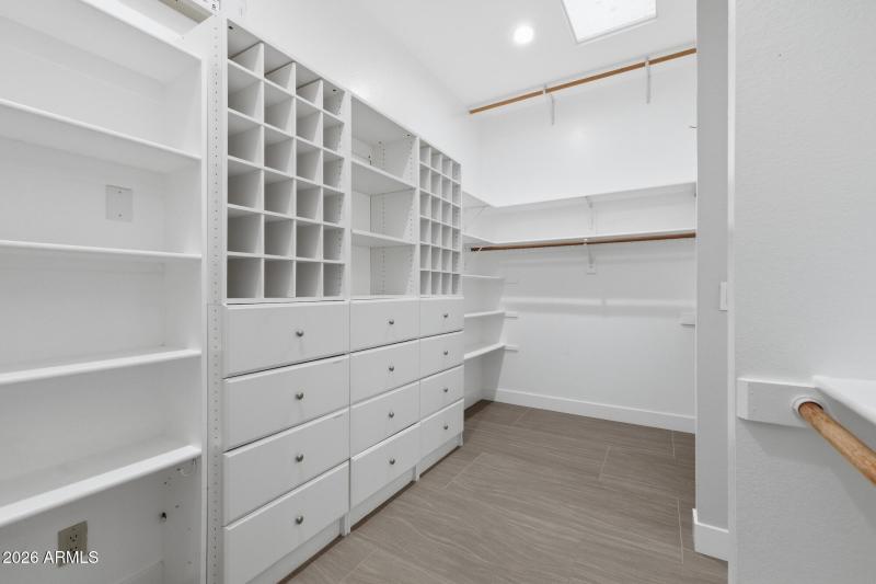 Walk-in Closet