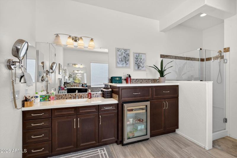 27-web-or-mls-64- S 228th Pl