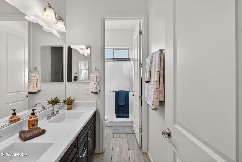 43-web-or-mls-25- S 228th Pl