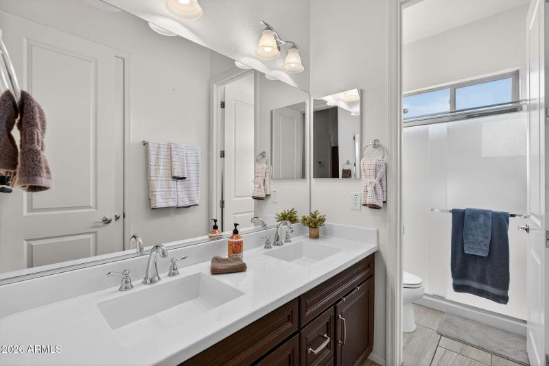 44-web-or-mls-28- S 228th Pl