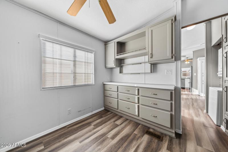 Lot 39014-021-011-1500x1000