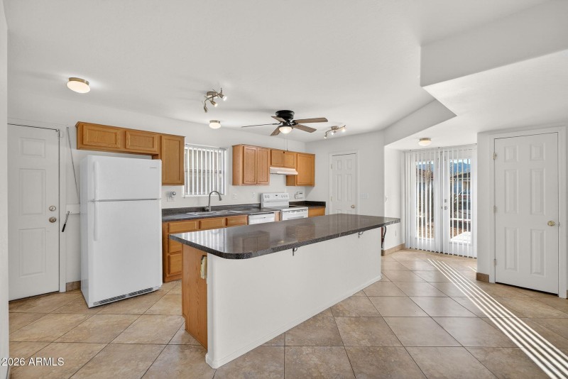 8-web-or-mls-10-W Darrow St