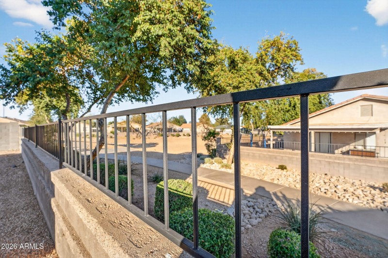 31-web-or-mls-29-W Darrow St