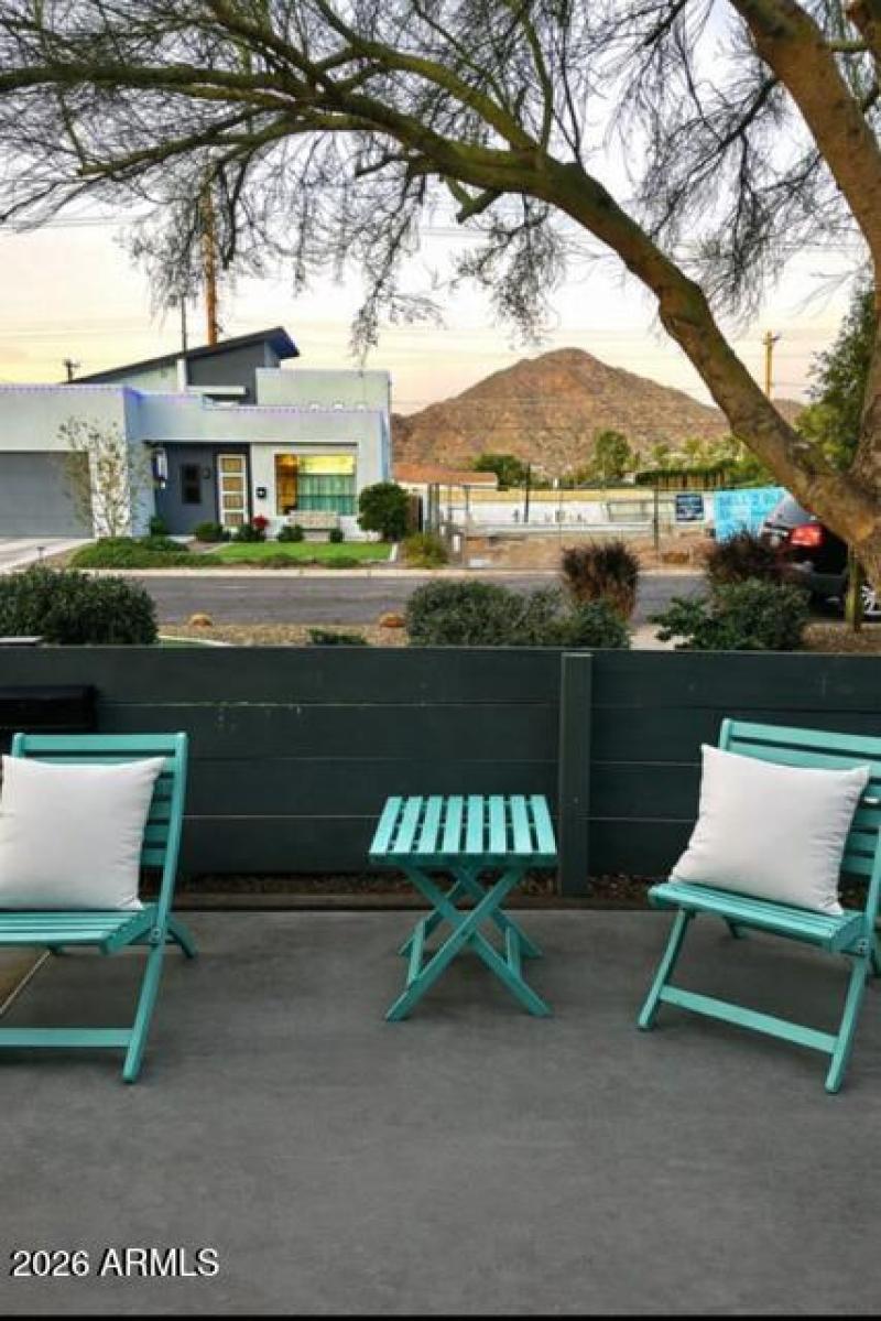 451CCBF5-AFDB-4A3B-BCA6-075266B05CEB