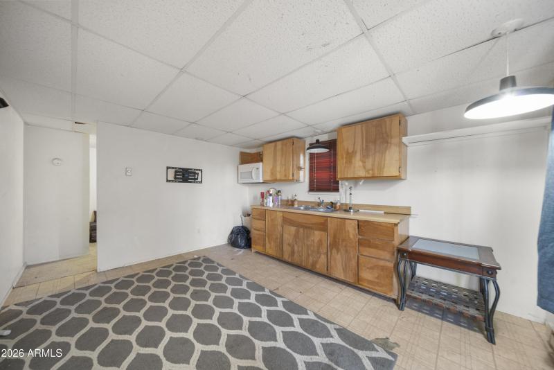 26162 W Pecks Peak00100