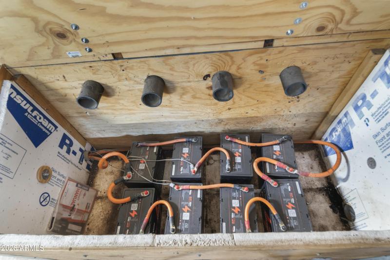 26162 W Pecks Peak00107