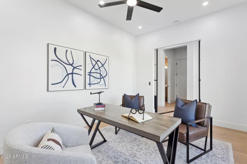 23-web-or-mls-5335-e-kelton-ln