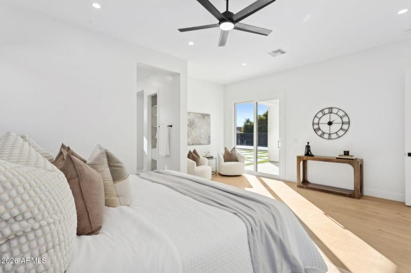 26-web-or-mls-5335-e-kelton-ln