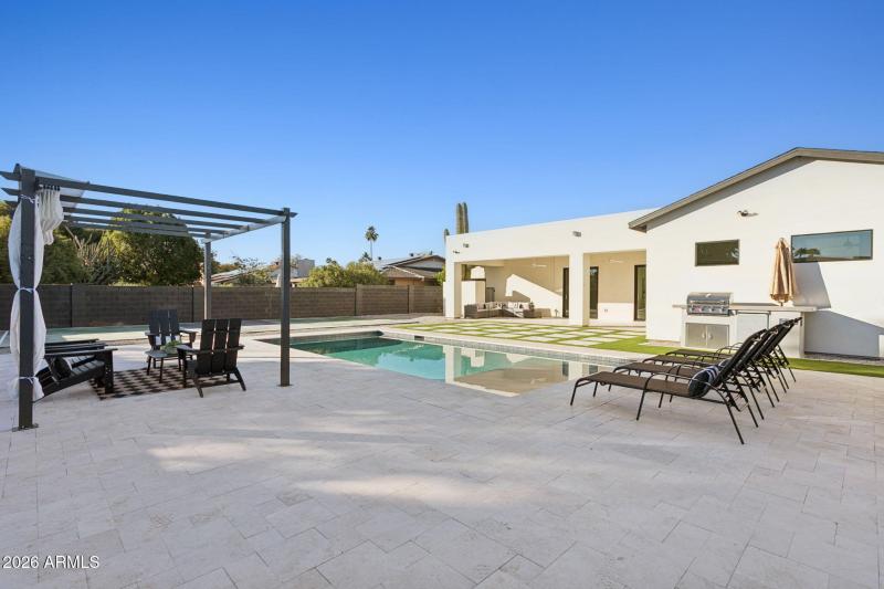 54-web-or-mls-5335-e-kelton-ln