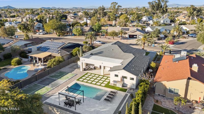 60-web-or-mls-5335-e-kelton-ln