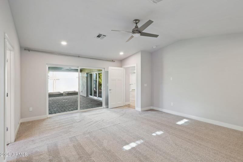 20-web-or-mls-4232-north-19th-pl