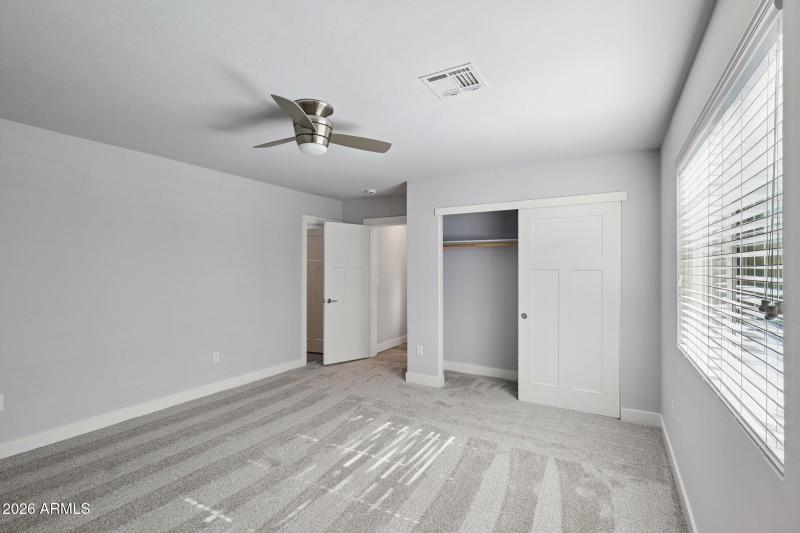 24-web-or-mls-4232-north-19th-pl