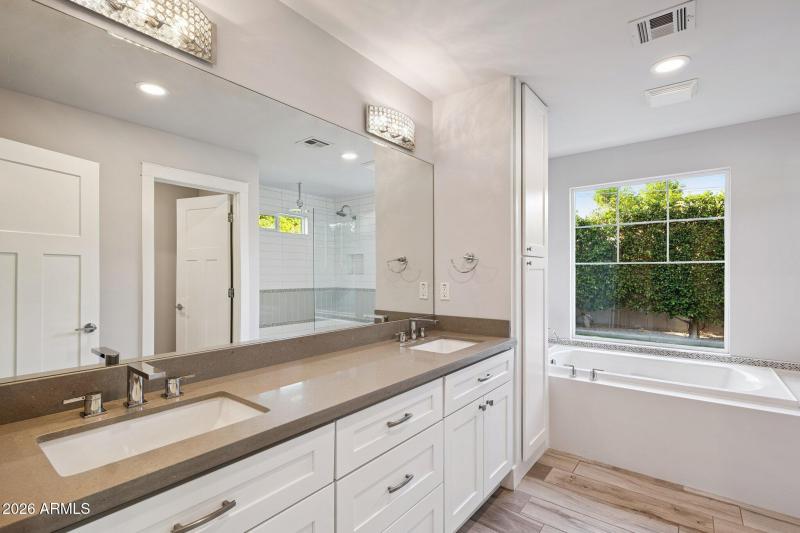 26-web-or-mls-4232-north-19th-pl