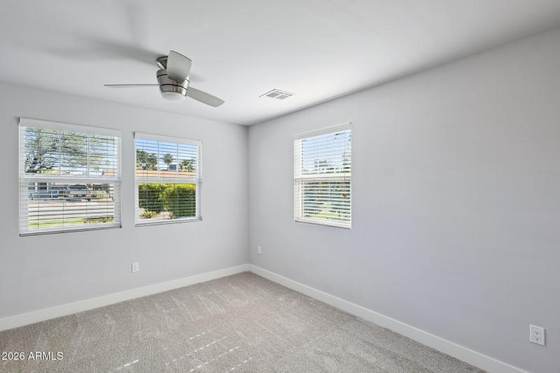 28-web-or-mls-4232-north-19th-pl