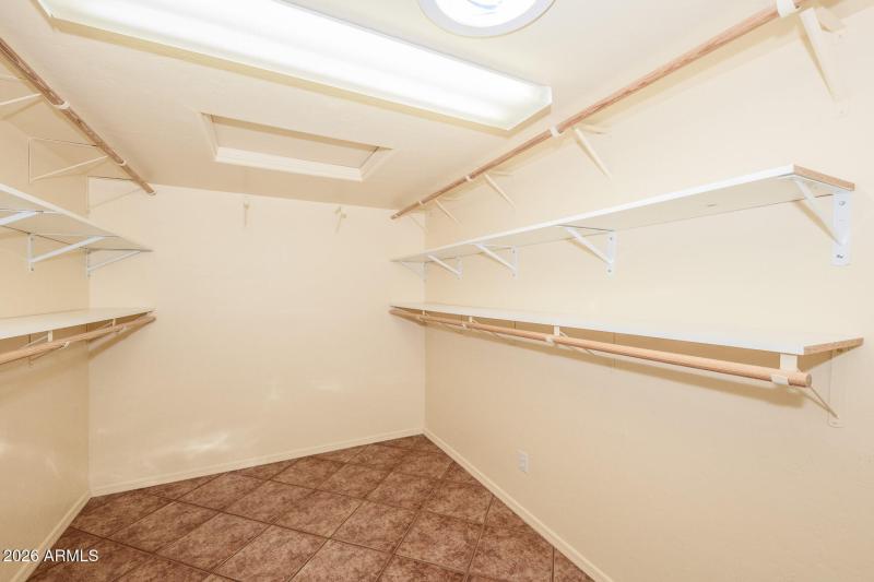 041 - 511 S. Clubhouse Lane