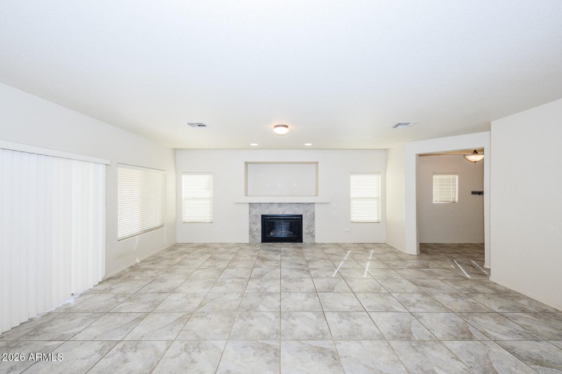 014 - 5483 Waco Drive