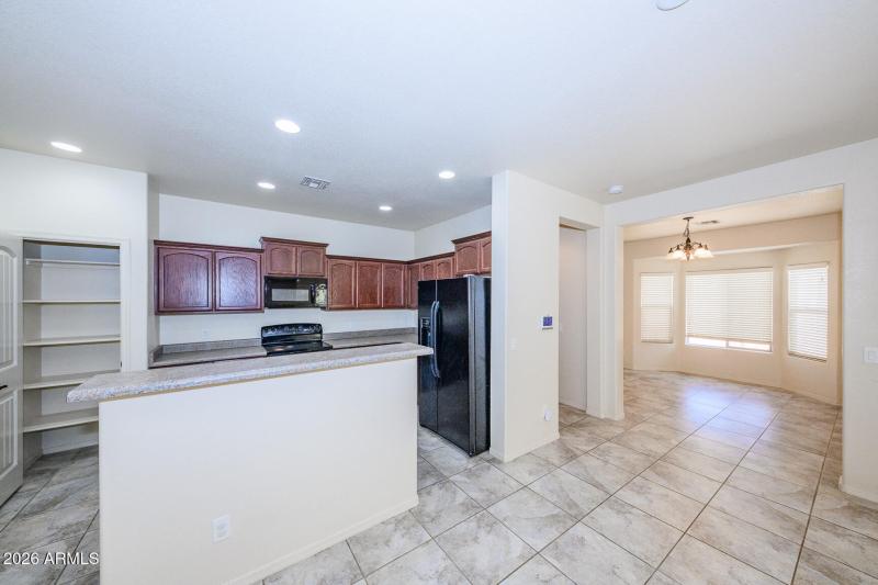 017 - 5483 Waco Drive