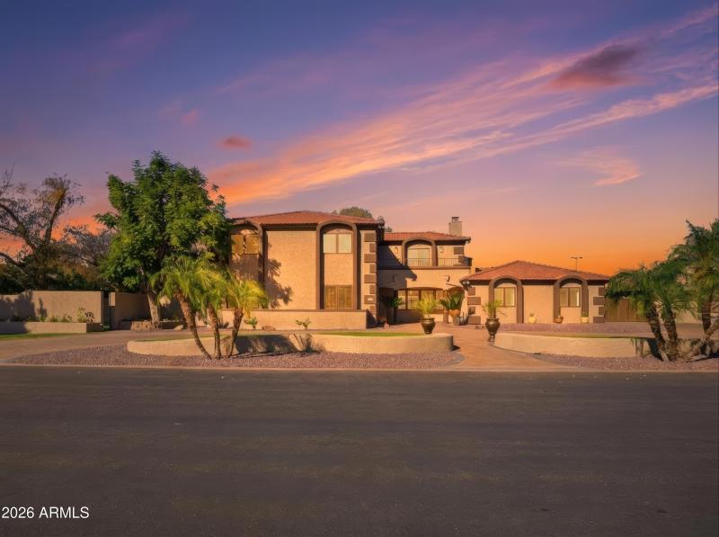 Twilight Inverness High Res6