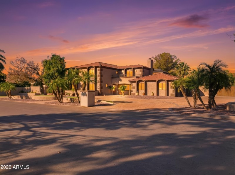 Twilight Inverness High Res7