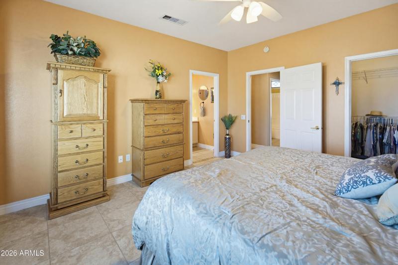 15932 W Summerwalk Dr-7