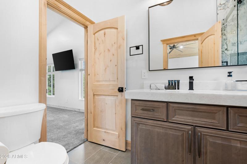 1st Guest Bed Bath 1