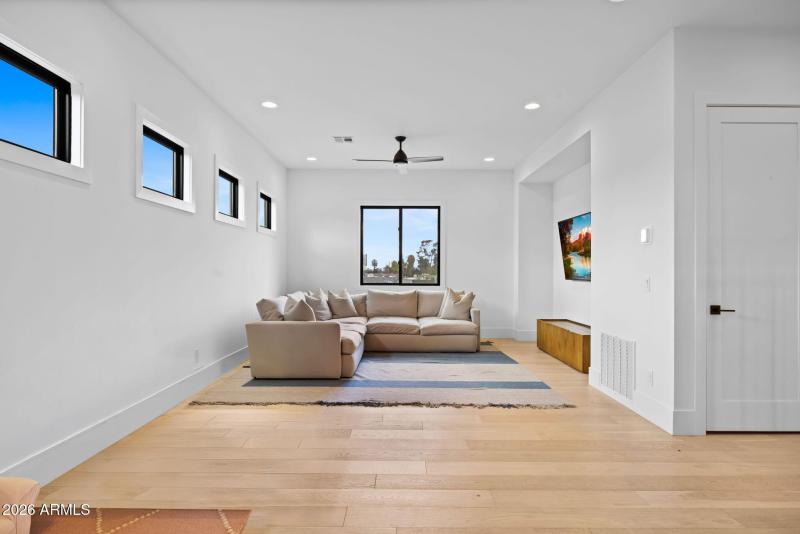 Upstairs Loft/Flex Space