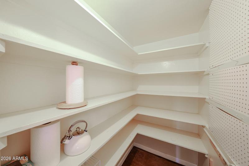 Kitchen pantry