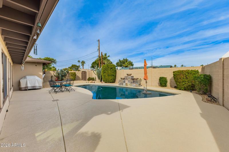 Expansive back yard looking west