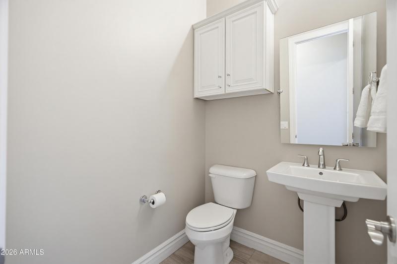 Powder room