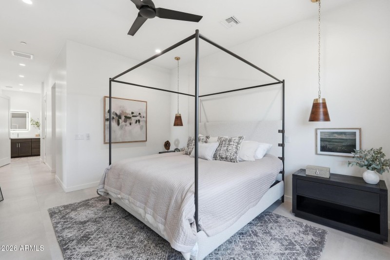 021_Guest Room