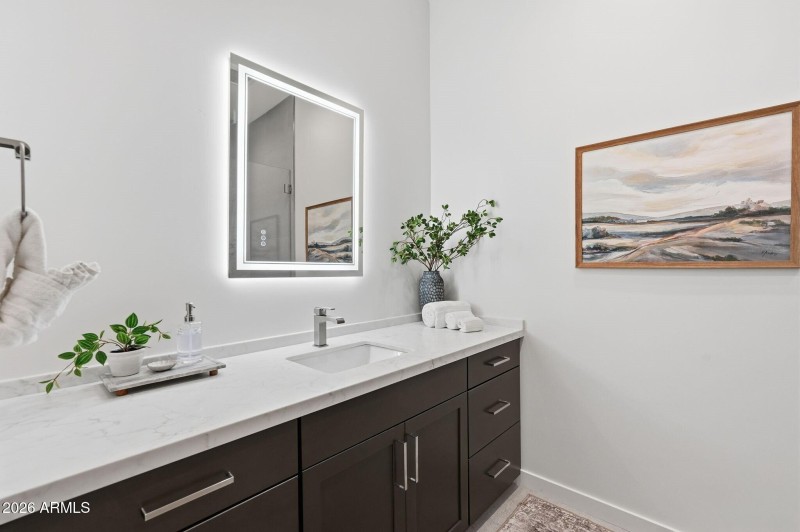 023_Guest Bathroom