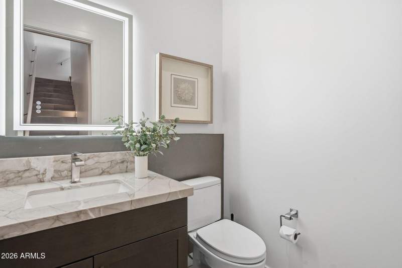 025_Powder Room