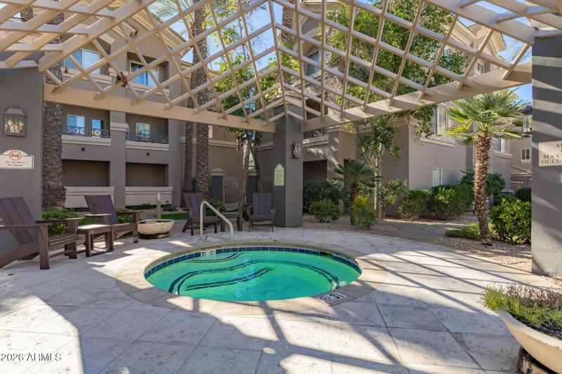 39 - Paradise Village