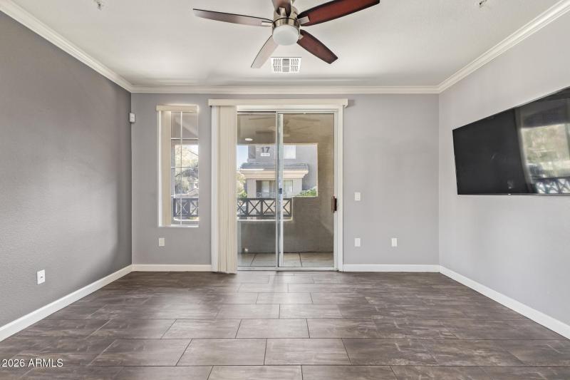 12 - Paradise Village