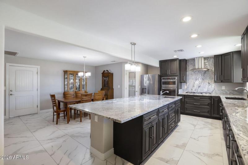 10810 W Sarabande Cir - Web Quality - 01