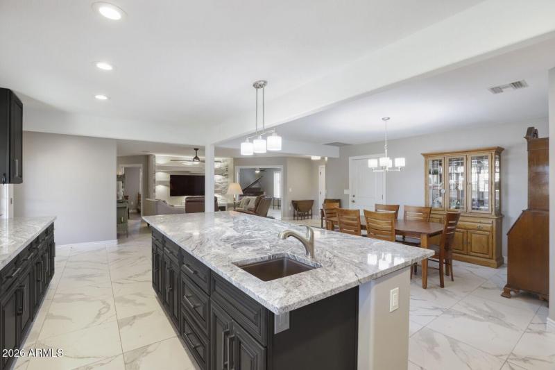 10810 W Sarabande Cir - Web Quality - 01