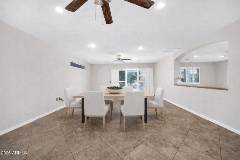 Dining Room Virtually Staged