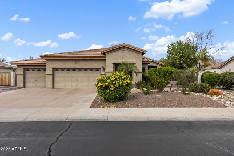 RV Gate and Oversized Garage